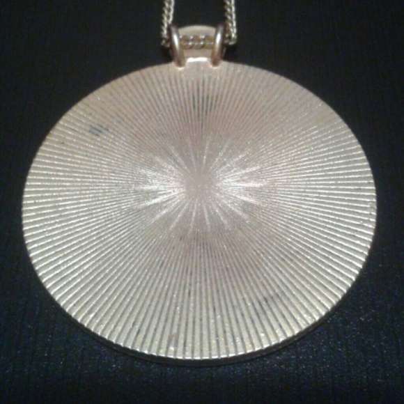 Necklace - Picture 3 of 3